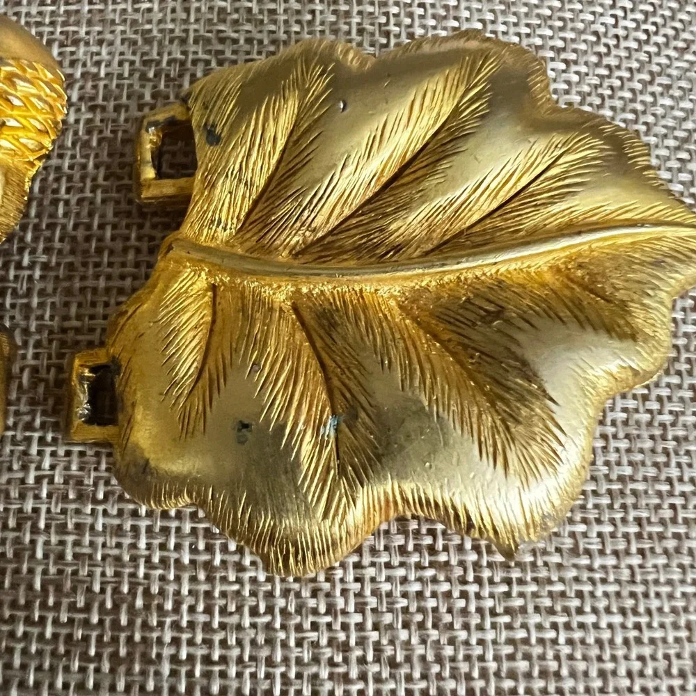 Vintage Paquette Gold Tone Leaf and Acorn Belt Buckle Medium Cottagecore